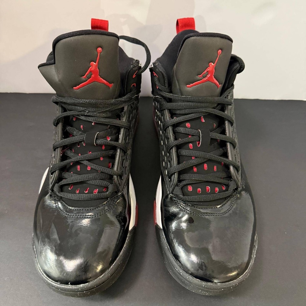 Jordan Max Aura 2 Mens Basketball Shoes Black Red Patent Leather Size 10 - Picture 5 of 16